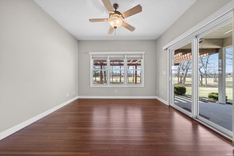 Tiny photo for 1838 HUNTERS COVE Circle, Kokomo, IN 46902 (MLS # 202605661)