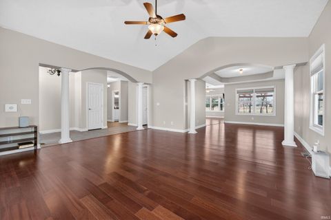 Tiny photo for 1838 HUNTERS COVE Circle, Kokomo, IN 46902 (MLS # 202605661)