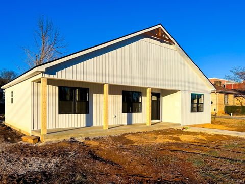 212 W Water Street, Paoli, IN 47454 - MLS#: 202502908