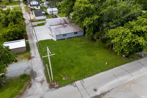 Tiny photo for 457 W Foster Street, Monticello, IN 47960 (MLS # 202624066)