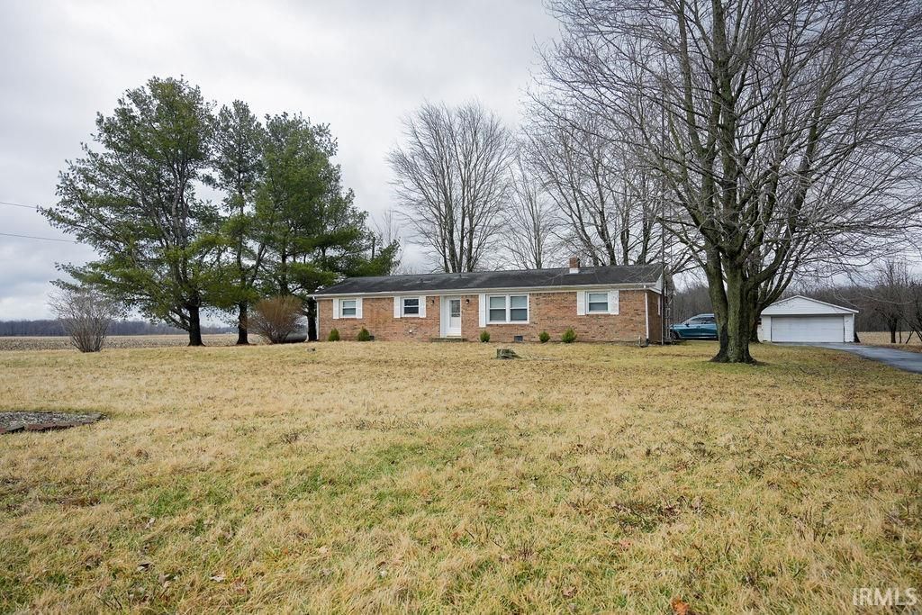 Photo of 6053 N Co Road 700 West Road, Mulberry, IN 46058 (MLS # 202607318)