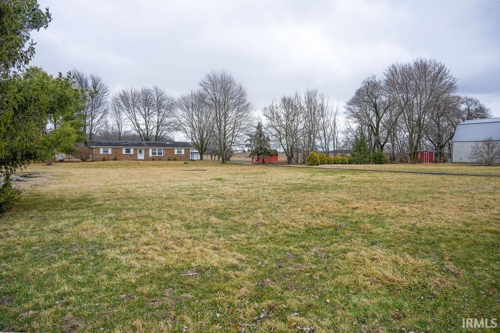 Photo of 6053 N Co Road 700 West Road, Mulberry, IN 46058 (MLS # 202607318)