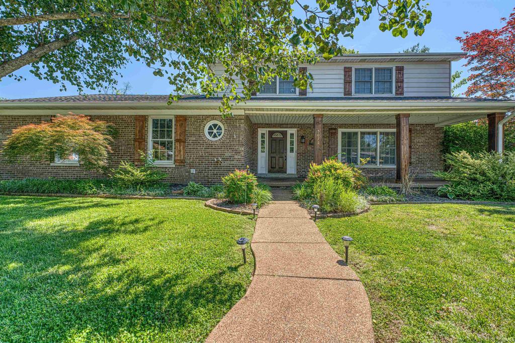 Photo of 5071 W Sherwood Drive, Newburgh, IN 47630 (MLS # 202617208)