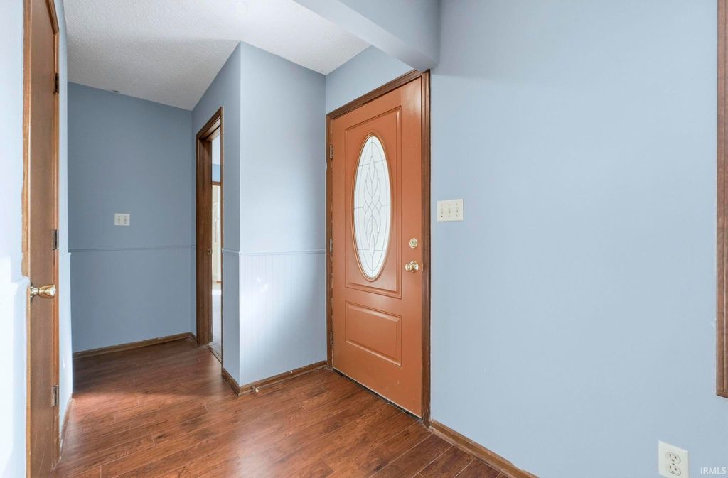 Photo of 8513 Maple Bluff Court, New Haven, IN 46774 (MLS # 202544922)