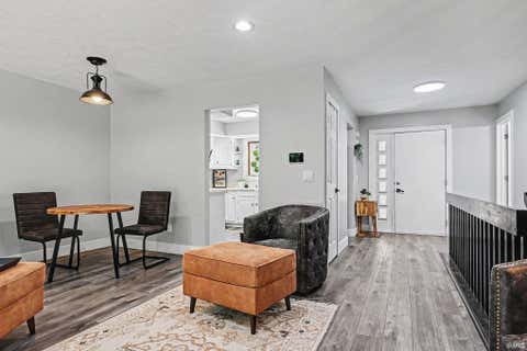 Tiny photo for 840 Trailridge East, Mishawaka, IN 46544 (MLS # 202622031)