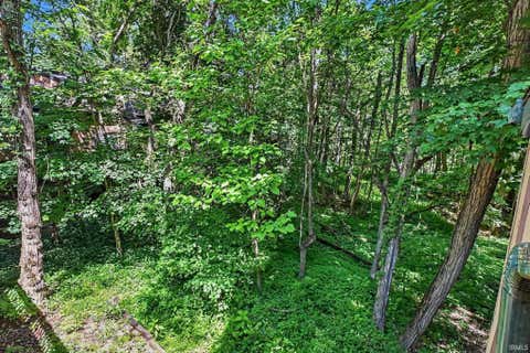 Tiny photo for 840 Trailridge East, Mishawaka, IN 46544 (MLS # 202622031)