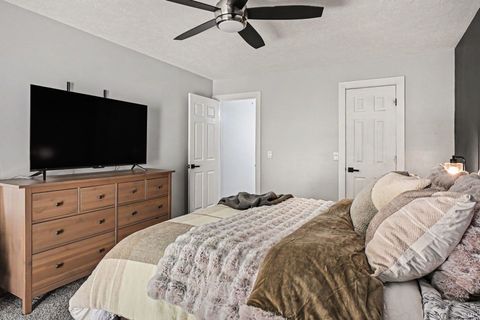 Tiny photo for 840 Trailridge East, Mishawaka, IN 46544 (MLS # 202622031)