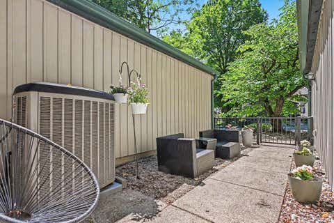 Tiny photo for 840 Trailridge East, Mishawaka, IN 46544 (MLS # 202622031)