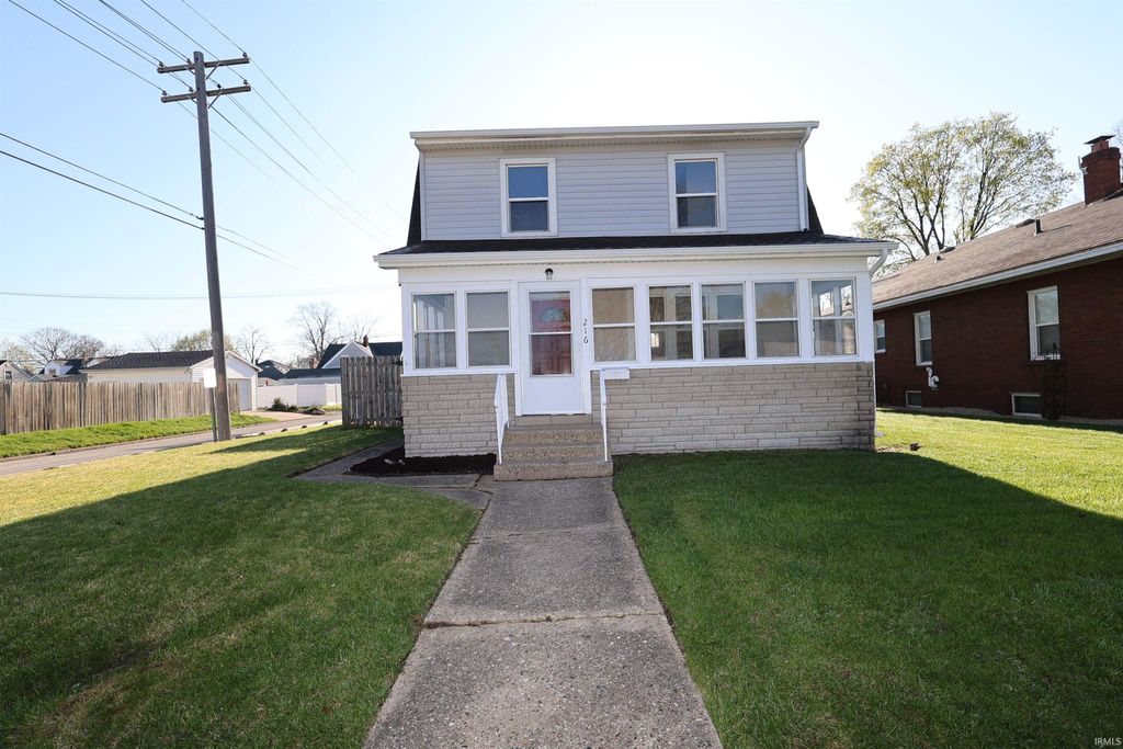 Photo of 216 N Victoria Street, Mishawaka, IN 46544 (MLS # 202612582)