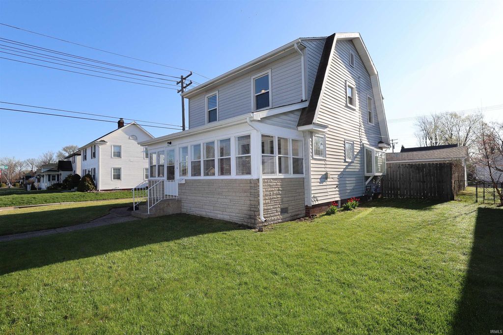 Photo of 216 N Victoria Street, Mishawaka, IN 46544 (MLS # 202612582)