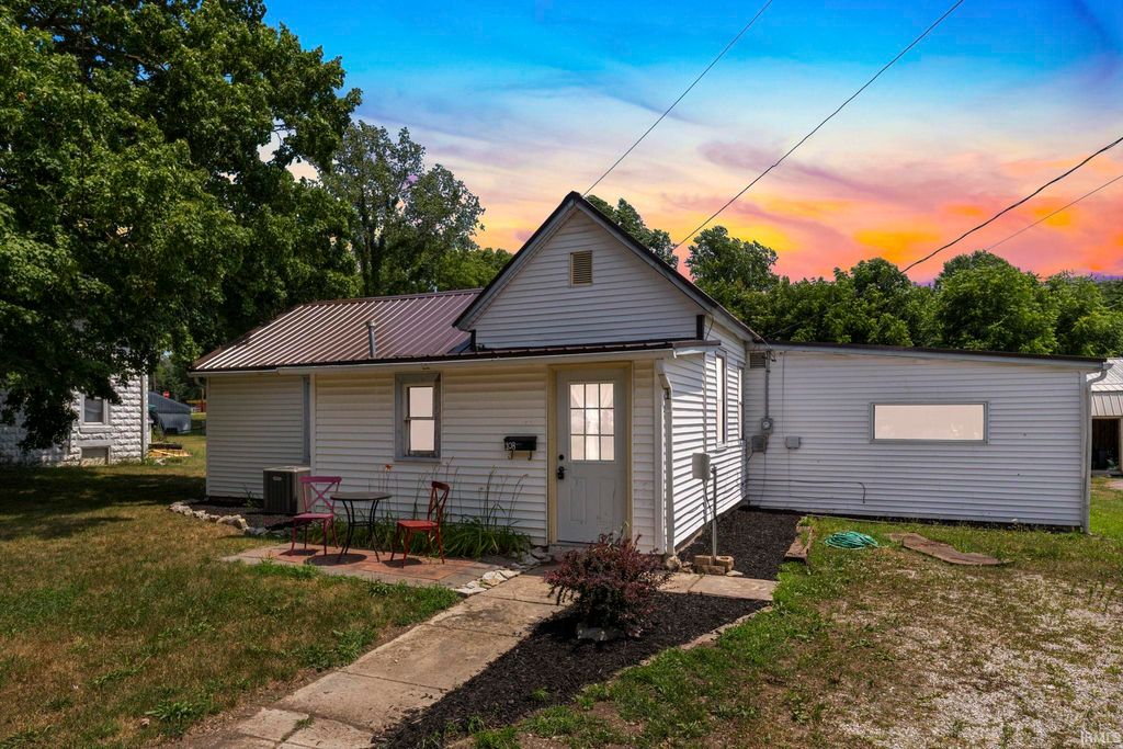 Photo of 108 W Smith Street, South Whitley, IN 46787 (MLS # 202548027)