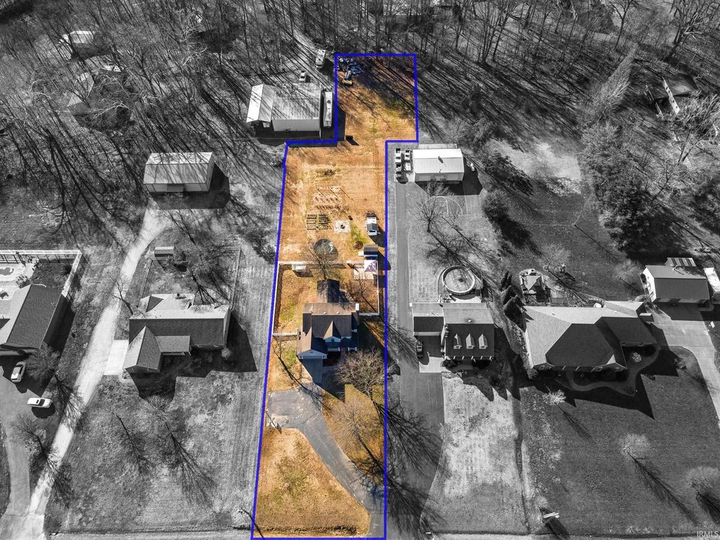 Photo of 5689 Sharon Road, Newburgh, IN 47630 (MLS # 202606175)