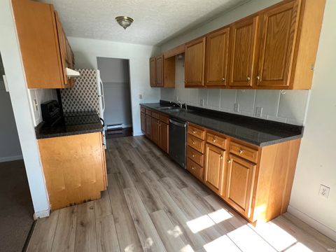 Tiny photo for 508 E HALL Street, Greentown, IN 46936 (MLS # 202627893)