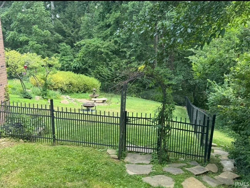 Photo of 10845 Browning Road, Evansville, IN 47725 (MLS # 202618341)