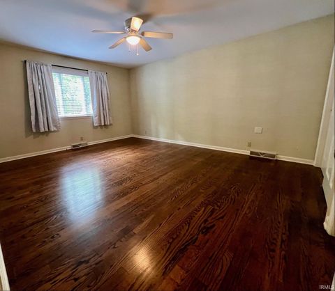 Tiny photo for 10845 Browning Road, Evansville, IN 47725 (MLS # 202618341)
