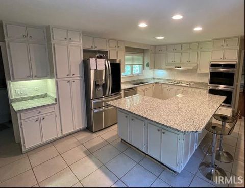 Tiny photo for 10845 Browning Road, Evansville, IN 47725 (MLS # 202618341)