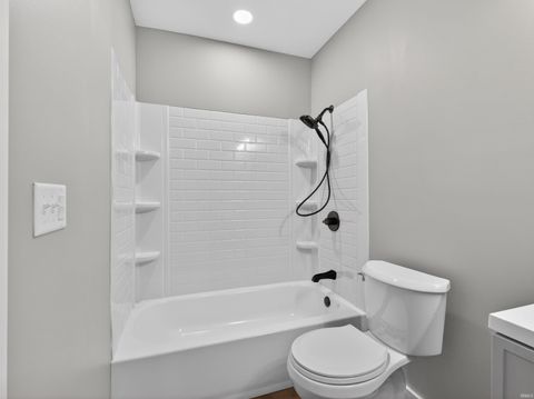 Tiny photo for 4926 Plaza Drive, Fort Wayne, IN 46806 (MLS # 202612053)