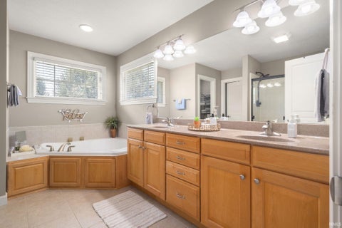 Tiny photo for 51251 Windy Willow Court, South Bend, IN 46628 (MLS # 202640876)