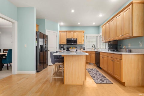 Tiny photo for 51251 Windy Willow Court, South Bend, IN 46628 (MLS # 202640876)