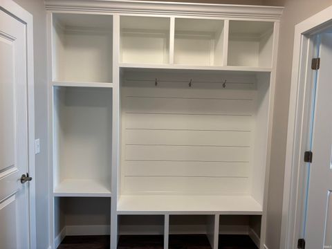 Tiny photo for 13904 DIAVIK Place, Fort Wayne, IN 46845 (MLS # 202605698)