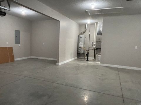 Tiny photo for 13904 DIAVIK Place, Fort Wayne, IN 46845 (MLS # 202605698)