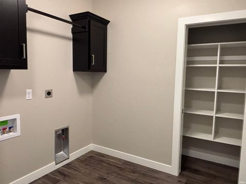 Tiny photo for 13904 DIAVIK Place, Fort Wayne, IN 46845 (MLS # 202605698)