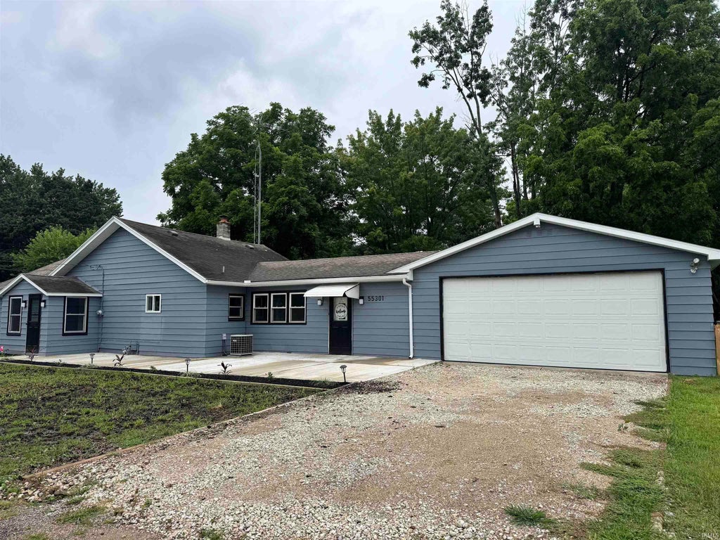 Photo of 55301 Fairview Avenue, South Bend, IN 46628 (MLS # 202611503)