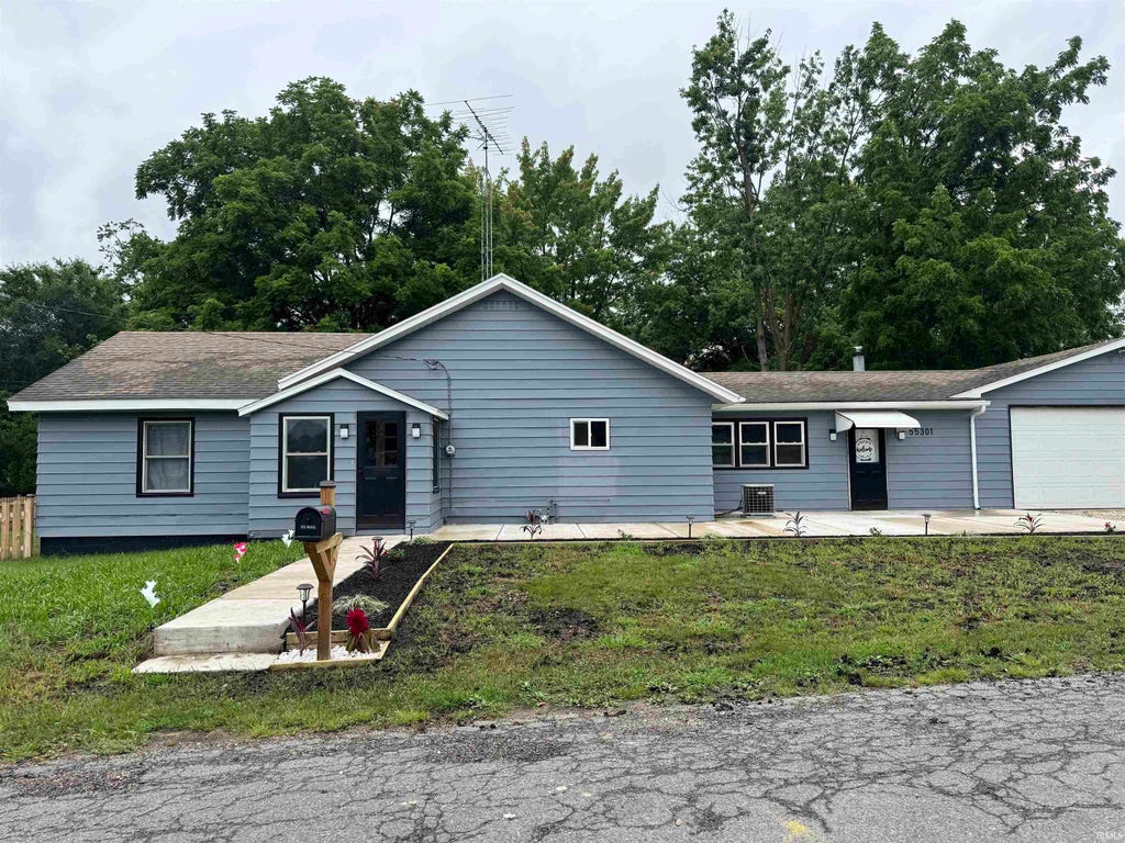 Photo of 55301 Fairview Avenue, South Bend, IN 46628 (MLS # 202611503)