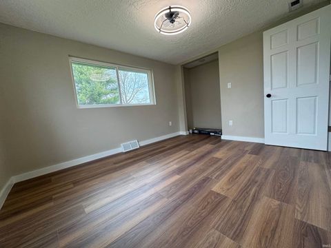Tiny photo for 8540 W Delphi Pike, Converse, IN 46919 (MLS # 202612208)