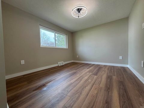 Tiny photo for 8540 W Delphi Pike, Converse, IN 46919 (MLS # 202612208)