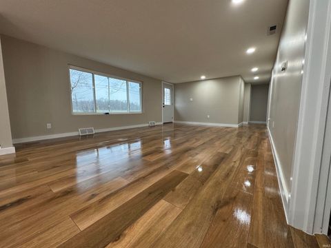 Tiny photo for 8540 W Delphi Pike, Converse, IN 46919 (MLS # 202612208)