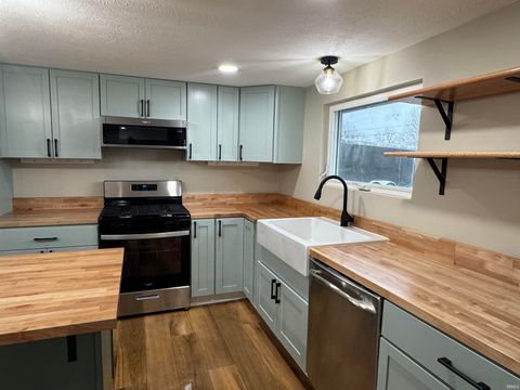 Tiny photo for 8540 W Delphi Pike, Converse, IN 46919 (MLS # 202612208)