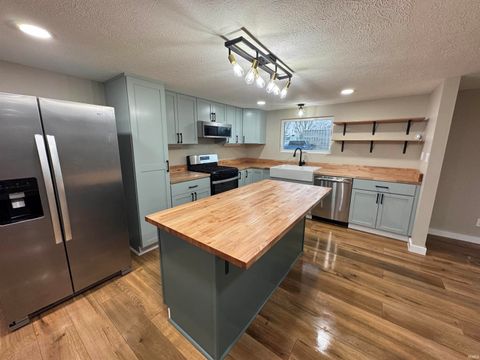 Tiny photo for 8540 W Delphi Pike, Converse, IN 46919 (MLS # 202612208)