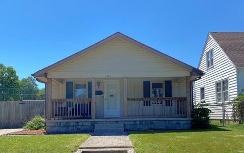 Photo of 2125 N JAY Street, Kokomo, IN 46901 (MLS # 202623572)