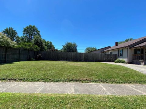 Tiny photo for 2125 N JAY Street, Kokomo, IN 46901 (MLS # 202623572)