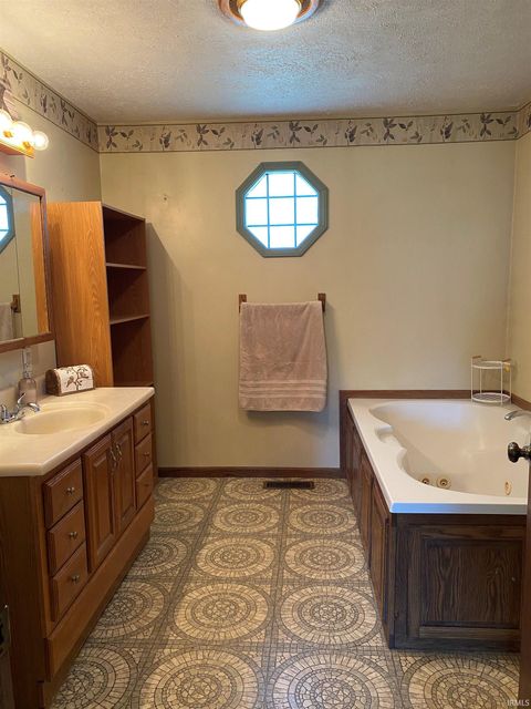 Tiny photo for 2125 N JAY Street, Kokomo, IN 46901 (MLS # 202623572)