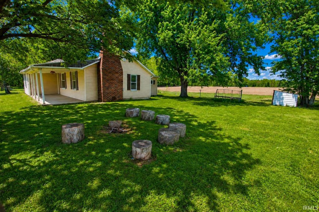 Photo of 1878 W lake Hideaway Road, Kingman, IN 47952 (MLS # 202618056)