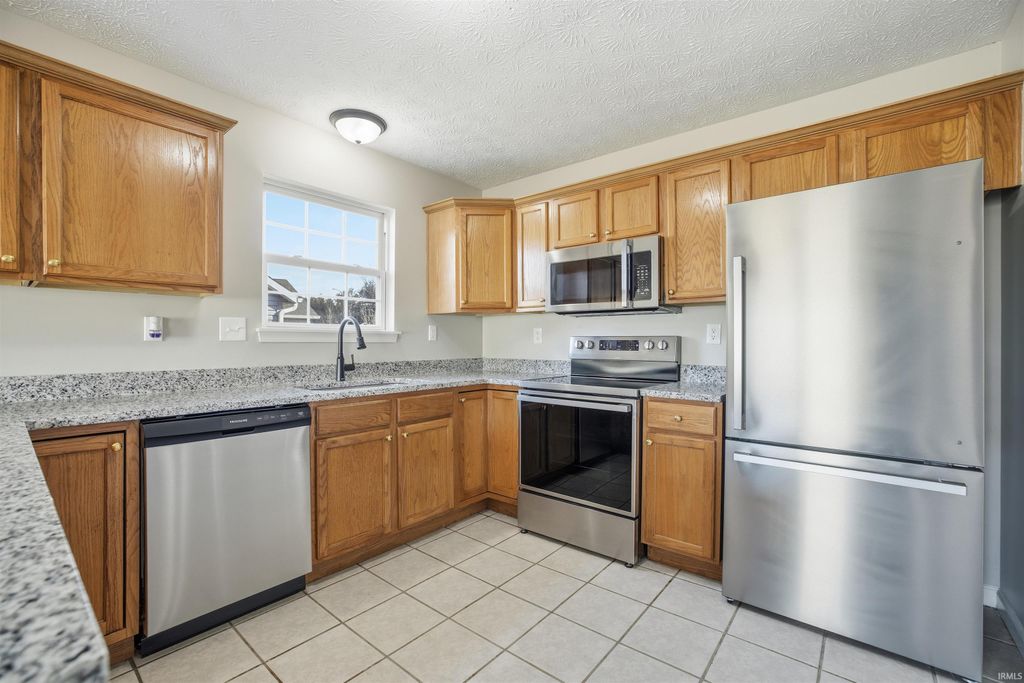 Photo of 602 Favorite Drive, Dayton, IN 47941 (MLS # 202547906)