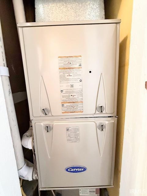 Tiny photo for 4423 E CR 275 North, Logansport, IN 46947 (MLS # 202602608)