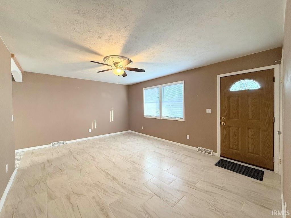 Photo of 4423 E CR 275 North, Logansport, IN 46947 (MLS # 202602608)