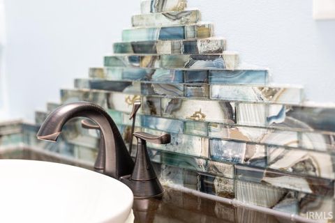 Tiny photo for 4423 E CR 275 North, Logansport, IN 46947 (MLS # 202602608)