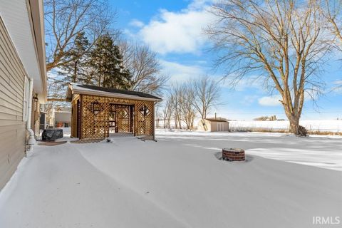 Tiny photo for 4423 E CR 275 North, Logansport, IN 46947 (MLS # 202602608)