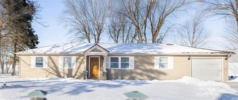 Tiny photo for 4423 E CR 275 North, Logansport, IN 46947 (MLS # 202602608)