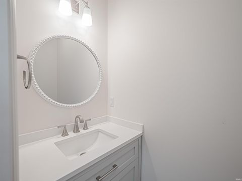 Tiny photo for 1535 Venture Drive, Evansville, IN 47711 (MLS # 202618513)