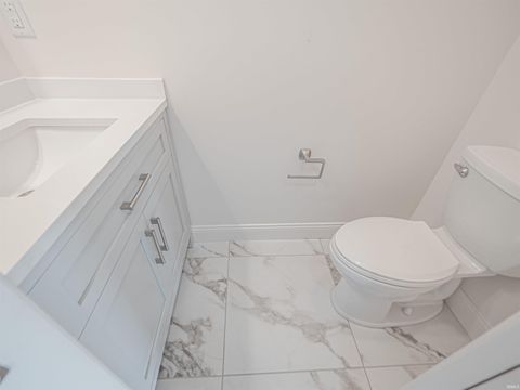 Tiny photo for 1535 Venture Drive, Evansville, IN 47711 (MLS # 202618513)