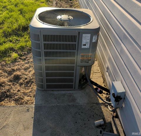 Tiny photo for 7348 W Division Line Road, Delphi, IN 46923 (MLS # 202611971)