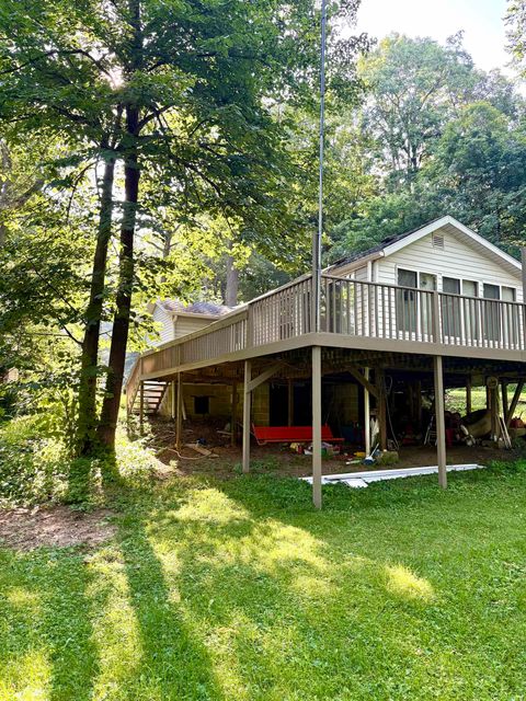 Photo of 320 Lane 110, Hamilton, IN 46742 (MLS # 202614375)