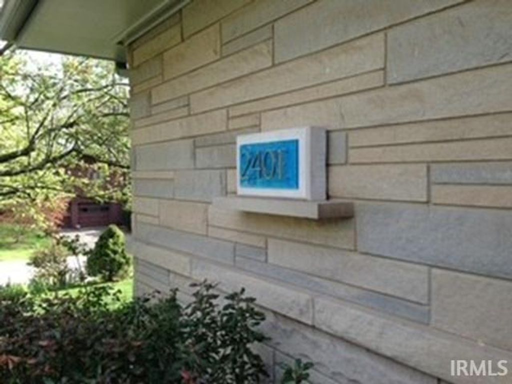 Photo of 2401 N Dunn Street, Bloomington, IN 47408 (MLS # 202604506)