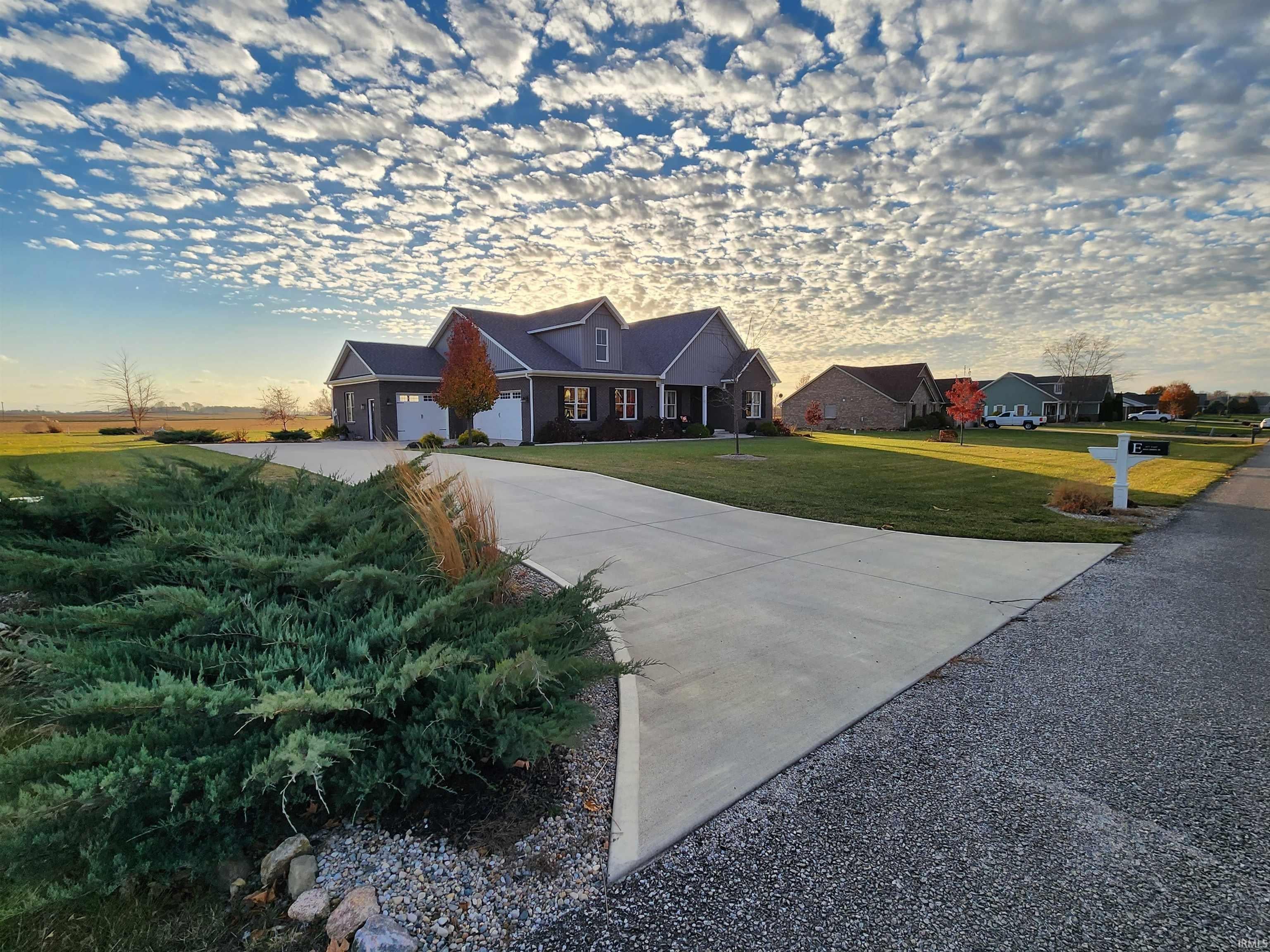 6177 E Holes Crossing Drive, Crawfordsville, IN 47933 | MLS 202546407 ...