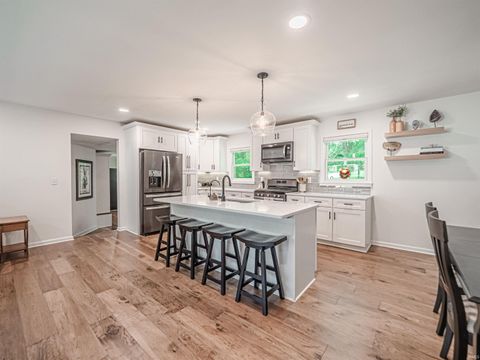 Tiny photo for 6410 Six School Road, Evansville, IN 47720 (MLS # 202617765)
